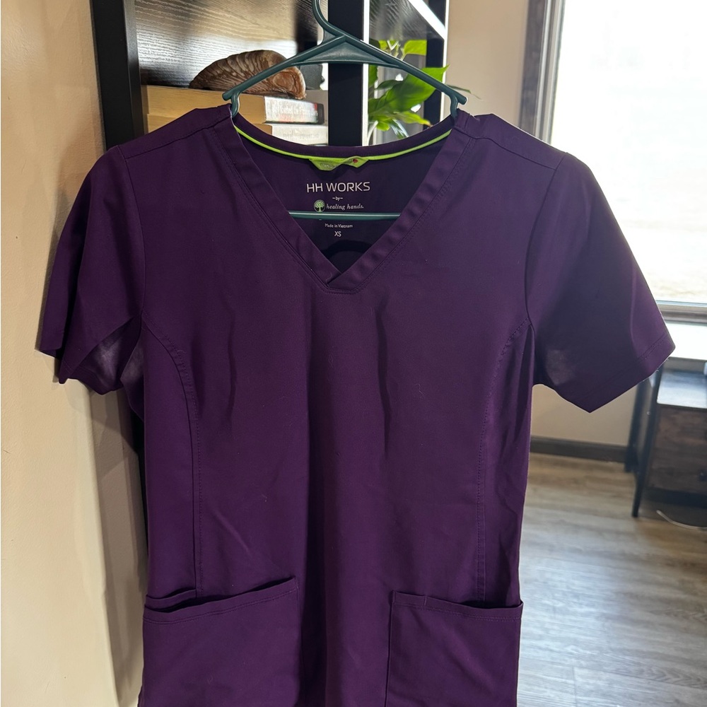 Healing Hands Purple Scrub Set XS